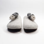 Load image into Gallery viewer, Pantofola DONNA in lana. Colori BIANCO con fiori | IRIS
