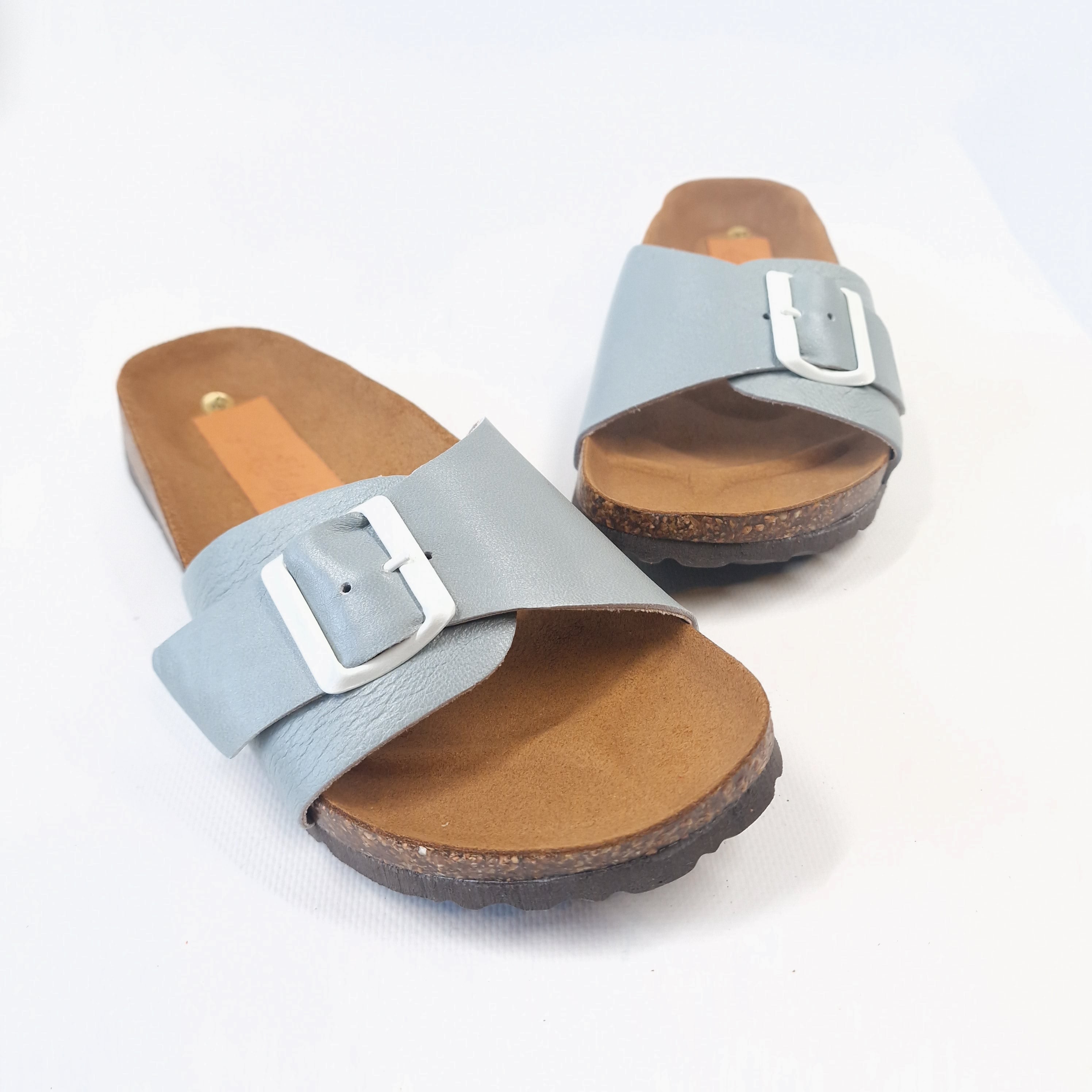 CIABATTA VERA PELLE DONNA MONOFASCIA COLORE GRIGIO FIBBIA
