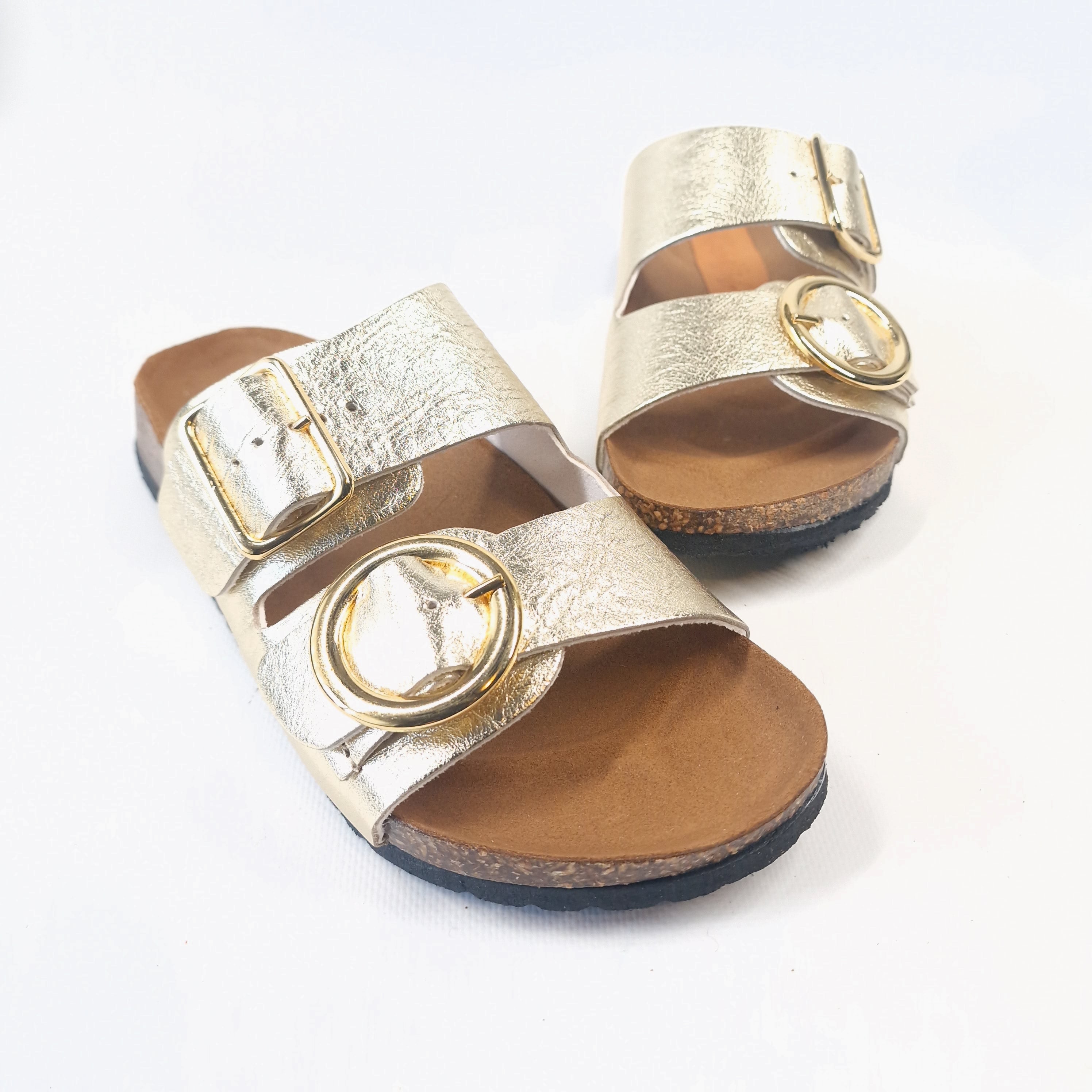 Ciabatta donna doppia fascia in in vera pelle  colore ORO e allacciatura con doppie fibbie in metallo modello deva-c