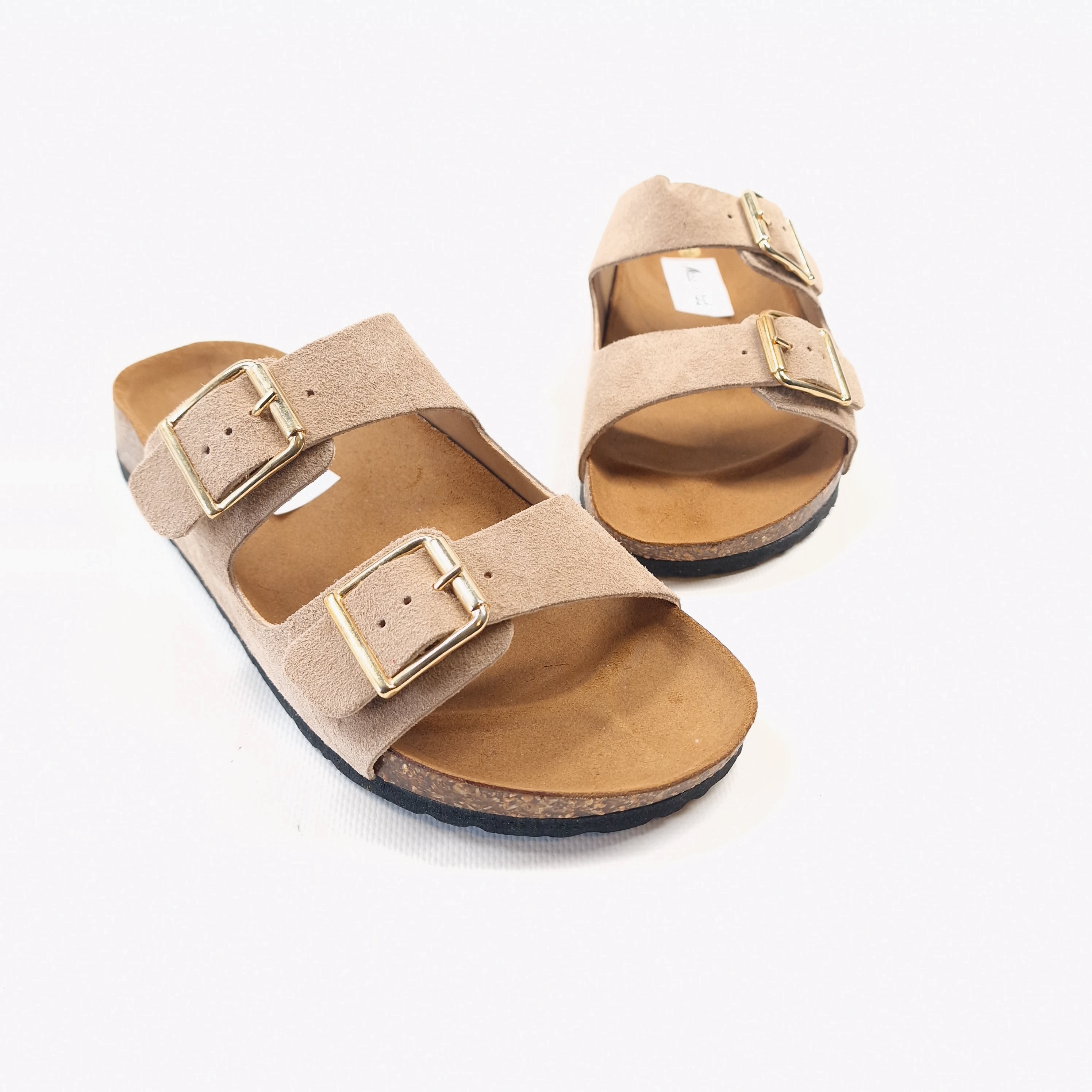 Ciabatta donna doppia fascia in in vera pelle scamosciata colore beige e allacciatura con doppie fibbie in metallo  modello ornella