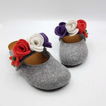 Carica l&#39;immagine nel visualizzatore di Gallery, Pantofola DONNA in LANA con FIORI COLORATI chiusura velcro | Art. BEA

