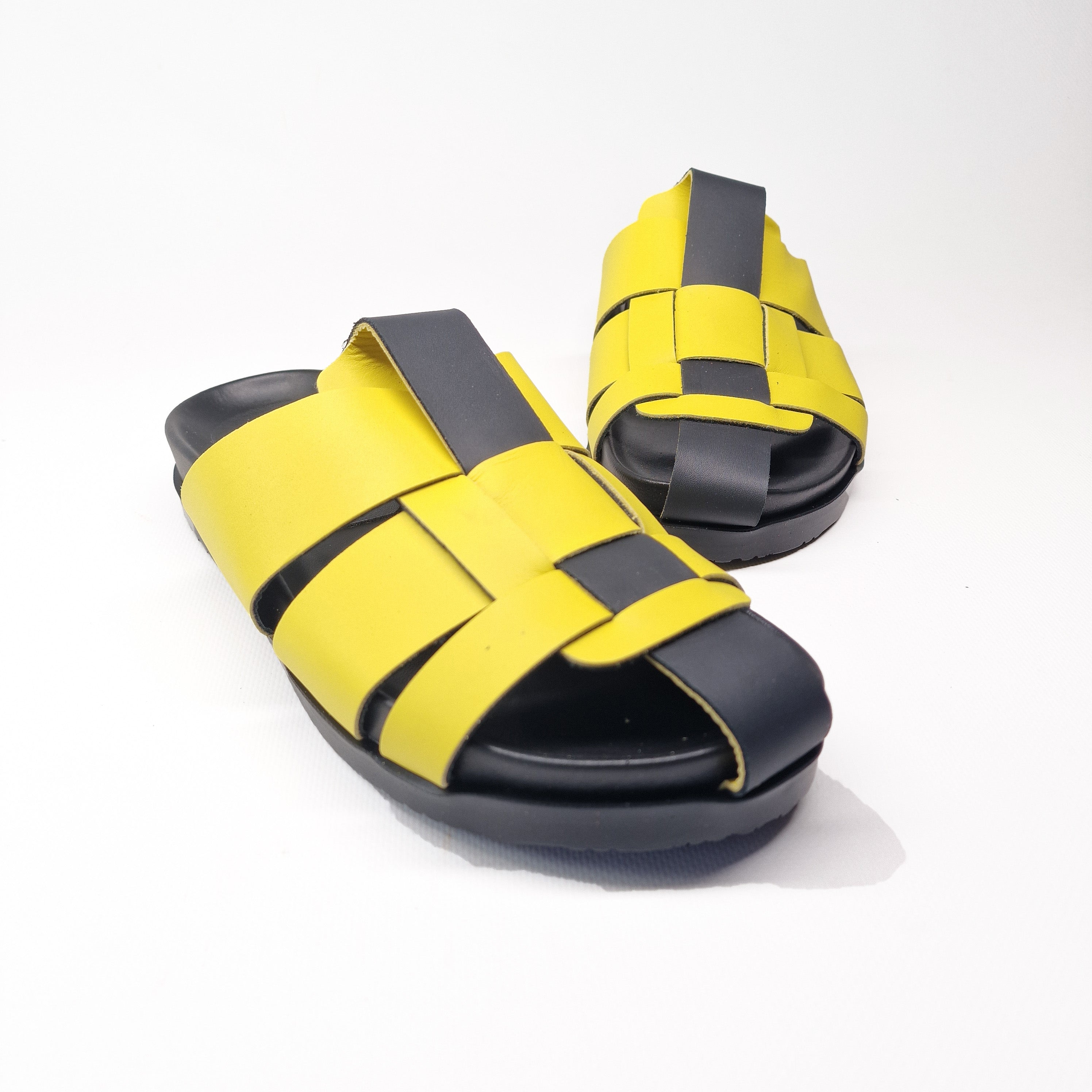 Ciabatta DONNA in pelle con fascia intrecciata | Art. 2025-02 GIALLO NERO